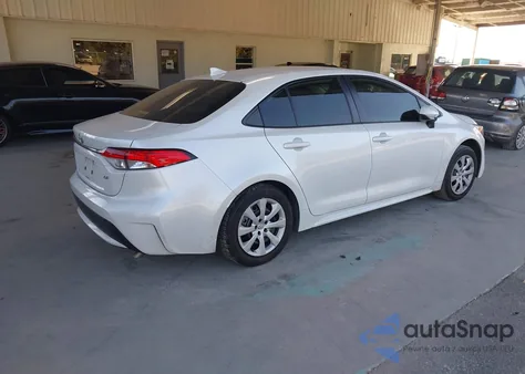 2022 Toyota Corolla Le z USA, uszkodzony, nr VIN JTDEPMAE8N3003477